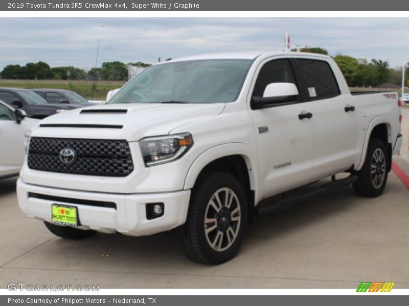 Super White / Graphite 2019 Toyota Tundra SR5 CrewMax 4x4