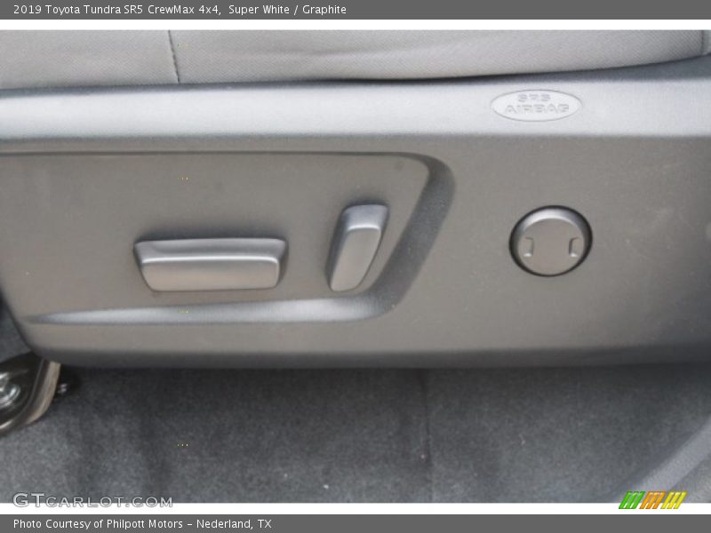Super White / Graphite 2019 Toyota Tundra SR5 CrewMax 4x4