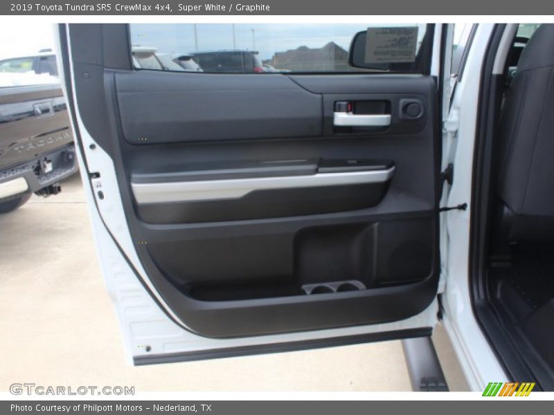 Super White / Graphite 2019 Toyota Tundra SR5 CrewMax 4x4