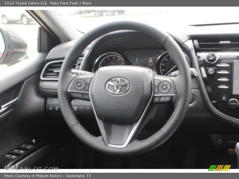 Ruby Flare Pearl / Black 2019 Toyota Camry XLE