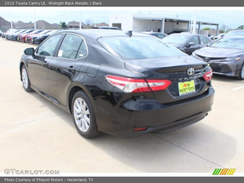 Midnight Black Metallic / Black 2019 Toyota Camry LE