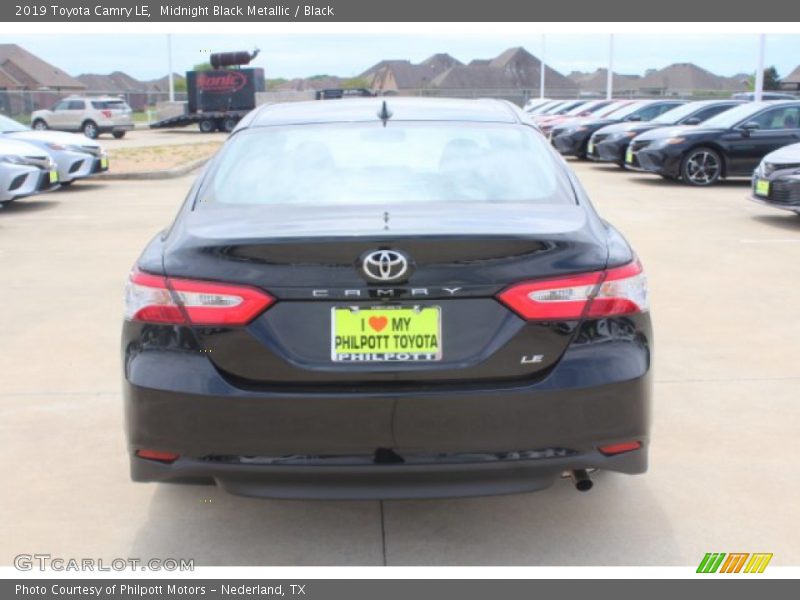 Midnight Black Metallic / Black 2019 Toyota Camry LE