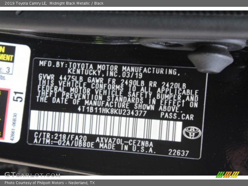 Midnight Black Metallic / Black 2019 Toyota Camry LE