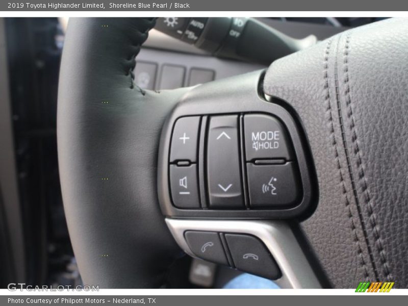 Shoreline Blue Pearl / Black 2019 Toyota Highlander Limited
