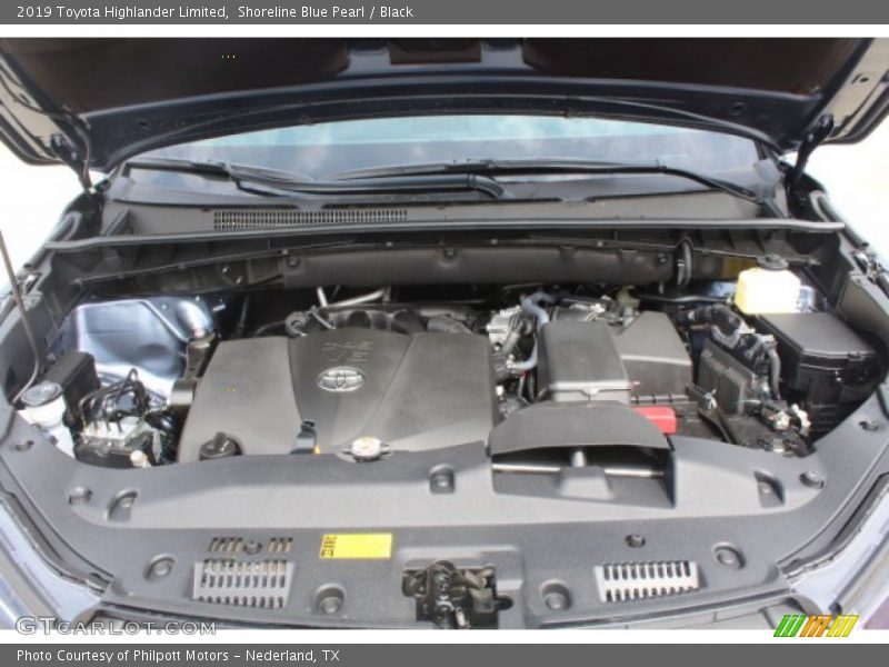 Shoreline Blue Pearl / Black 2019 Toyota Highlander Limited