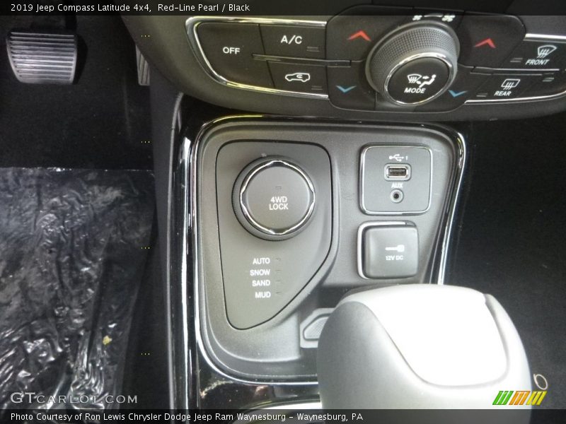 Red-Line Pearl / Black 2019 Jeep Compass Latitude 4x4