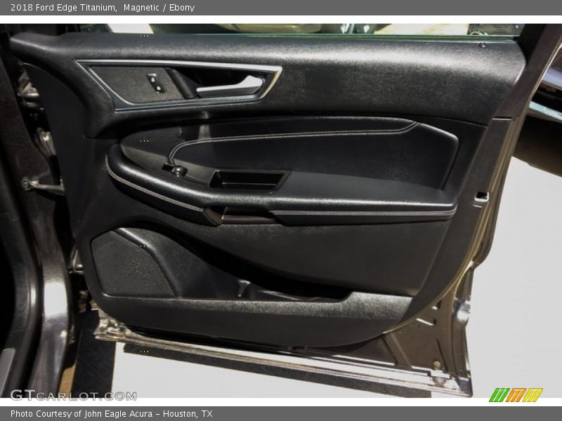 Magnetic / Ebony 2018 Ford Edge Titanium
