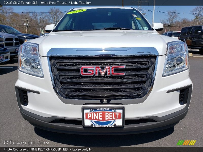 White Frost Tricoat / Light Titanium 2016 GMC Terrain SLE