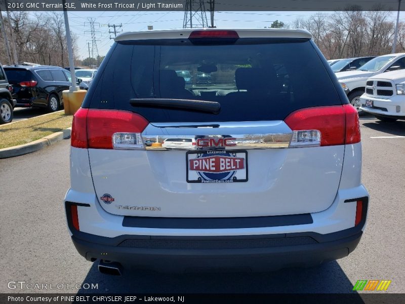 White Frost Tricoat / Light Titanium 2016 GMC Terrain SLE