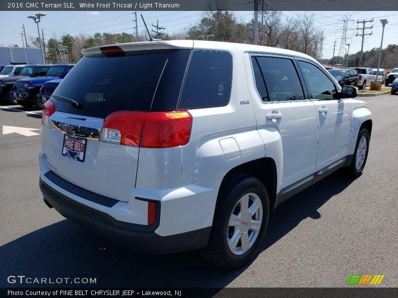 White Frost Tricoat / Light Titanium 2016 GMC Terrain SLE