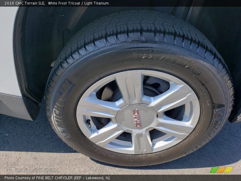 White Frost Tricoat / Light Titanium 2016 GMC Terrain SLE