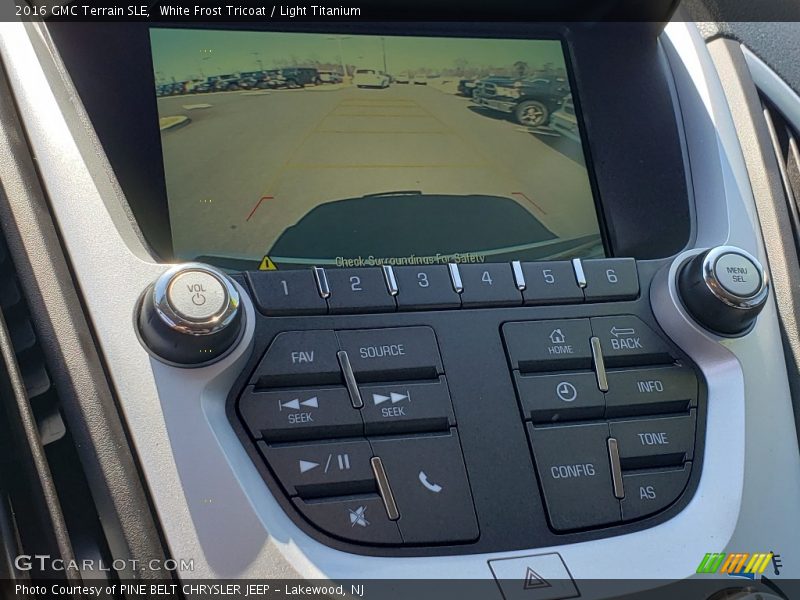 White Frost Tricoat / Light Titanium 2016 GMC Terrain SLE