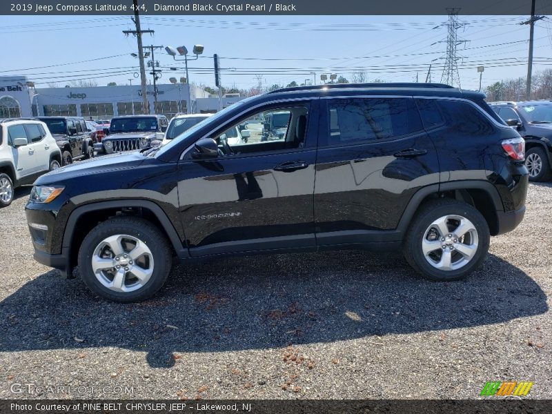 Diamond Black Crystal Pearl / Black 2019 Jeep Compass Latitude 4x4