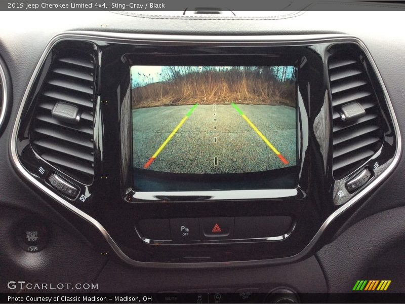 Sting-Gray / Black 2019 Jeep Cherokee Limited 4x4