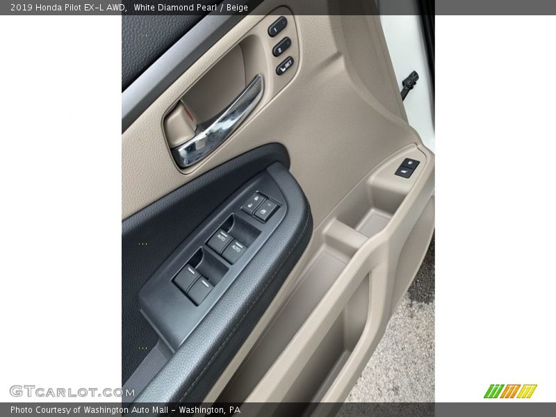 White Diamond Pearl / Beige 2019 Honda Pilot EX-L AWD
