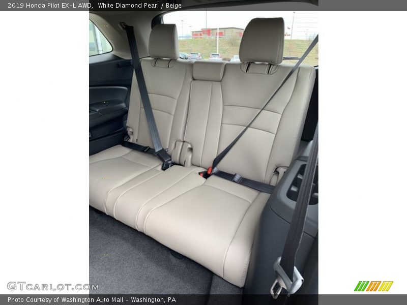 White Diamond Pearl / Beige 2019 Honda Pilot EX-L AWD