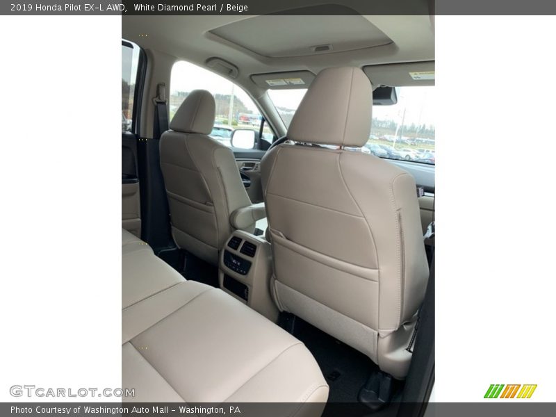 White Diamond Pearl / Beige 2019 Honda Pilot EX-L AWD
