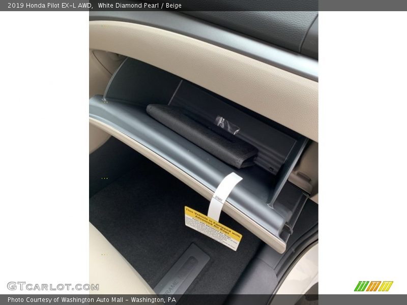 White Diamond Pearl / Beige 2019 Honda Pilot EX-L AWD
