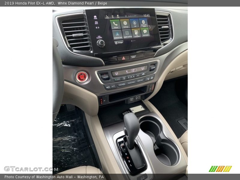 White Diamond Pearl / Beige 2019 Honda Pilot EX-L AWD