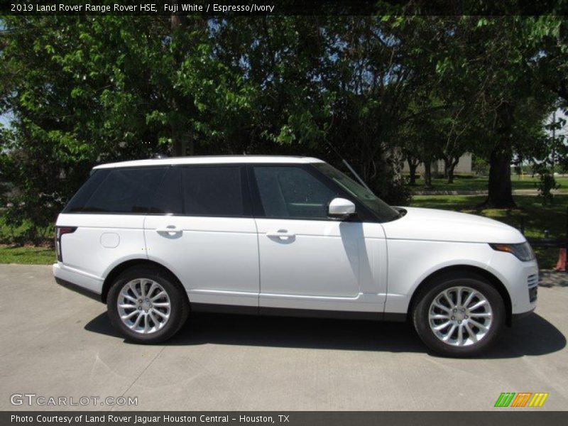 Fuji White / Espresso/Ivory 2019 Land Rover Range Rover HSE