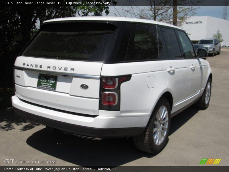 Fuji White / Espresso/Ivory 2019 Land Rover Range Rover HSE