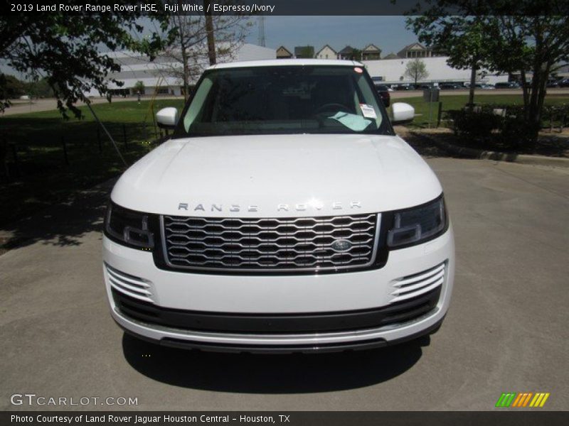 Fuji White / Espresso/Ivory 2019 Land Rover Range Rover HSE