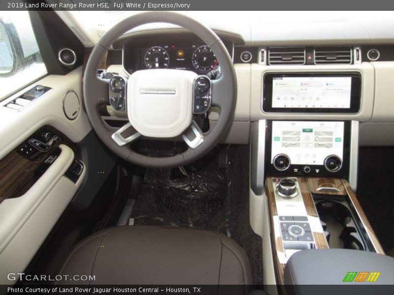Fuji White / Espresso/Ivory 2019 Land Rover Range Rover HSE
