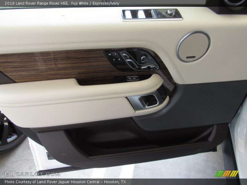 Fuji White / Espresso/Ivory 2019 Land Rover Range Rover HSE