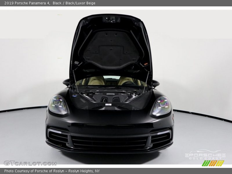 Black / Black/Luxor Beige 2019 Porsche Panamera 4