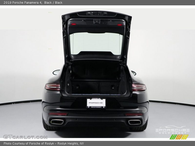 Black / Black 2019 Porsche Panamera 4