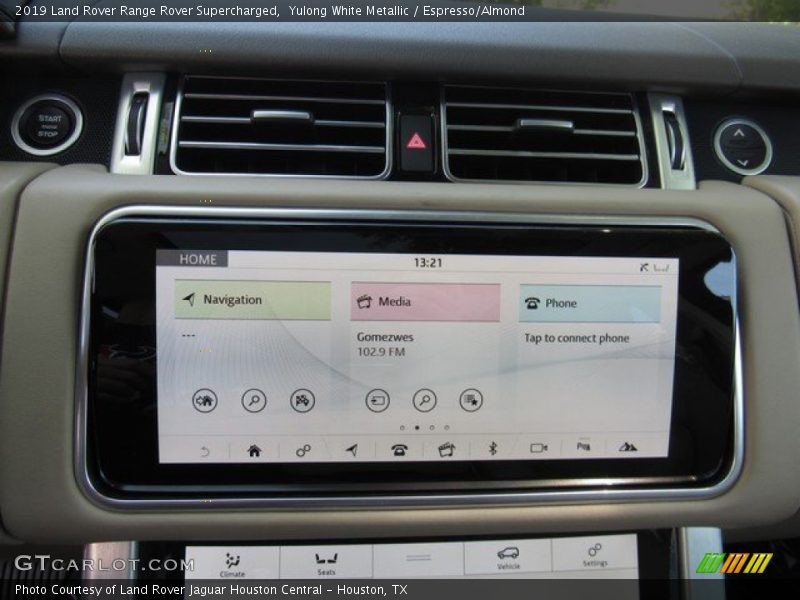 Yulong White Metallic / Espresso/Almond 2019 Land Rover Range Rover Supercharged