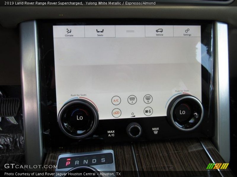Yulong White Metallic / Espresso/Almond 2019 Land Rover Range Rover Supercharged