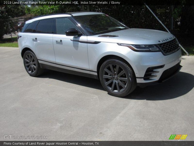 Indus Silver Metallic / Ebony 2019 Land Rover Range Rover Velar R-Dynamic HSE