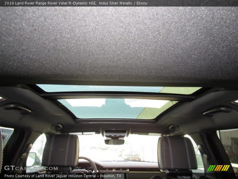 Indus Silver Metallic / Ebony 2019 Land Rover Range Rover Velar R-Dynamic HSE