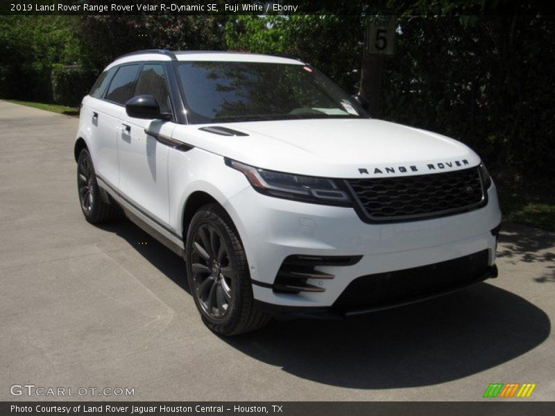 Fuji White / Ebony 2019 Land Rover Range Rover Velar R-Dynamic SE