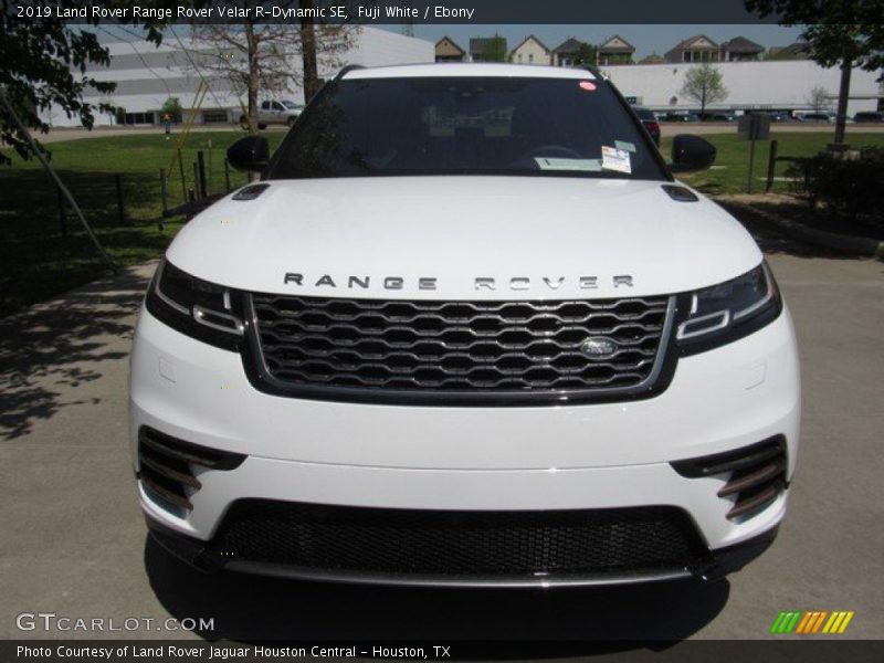 Fuji White / Ebony 2019 Land Rover Range Rover Velar R-Dynamic SE