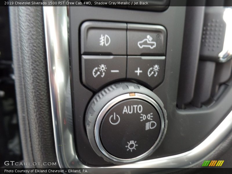 Controls of 2019 Silverado 1500 RST Crew Cab 4WD