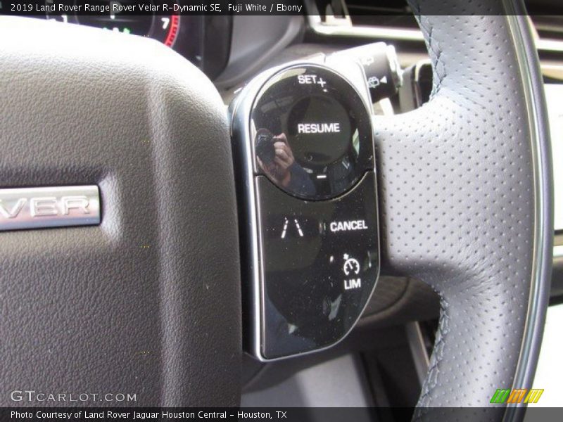 Fuji White / Ebony 2019 Land Rover Range Rover Velar R-Dynamic SE