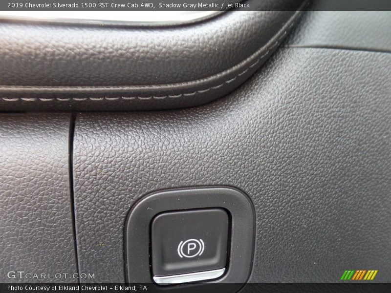 Shadow Gray Metallic / Jet Black 2019 Chevrolet Silverado 1500 RST Crew Cab 4WD