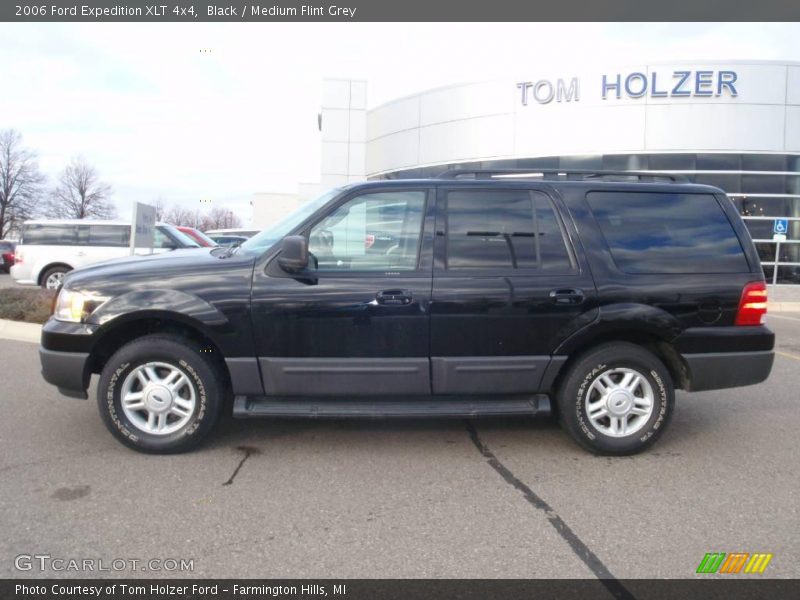 Black / Medium Flint Grey 2006 Ford Expedition XLT 4x4