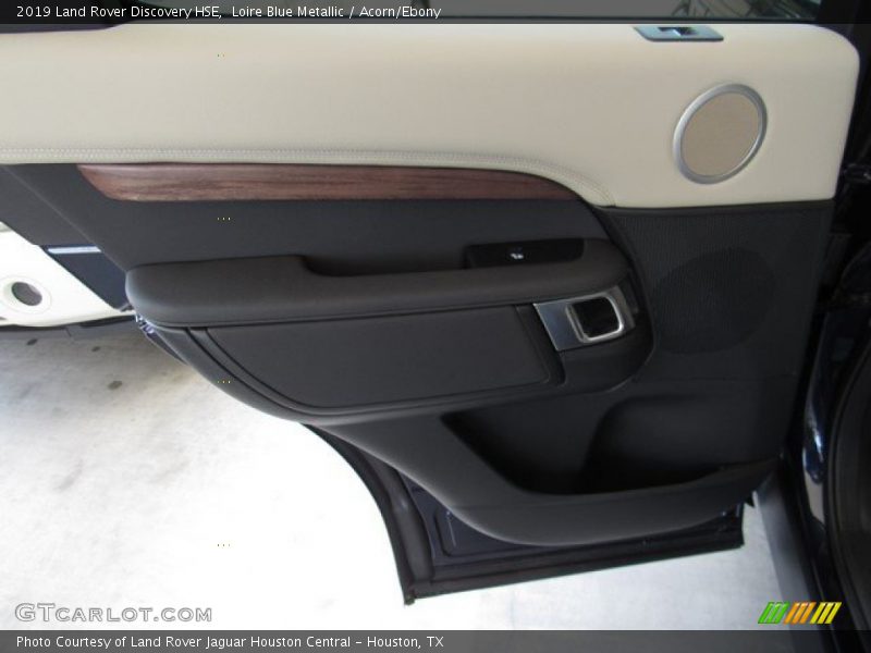 Loire Blue Metallic / Acorn/Ebony 2019 Land Rover Discovery HSE