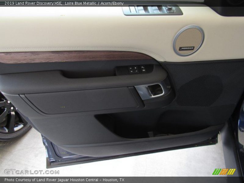 Loire Blue Metallic / Acorn/Ebony 2019 Land Rover Discovery HSE