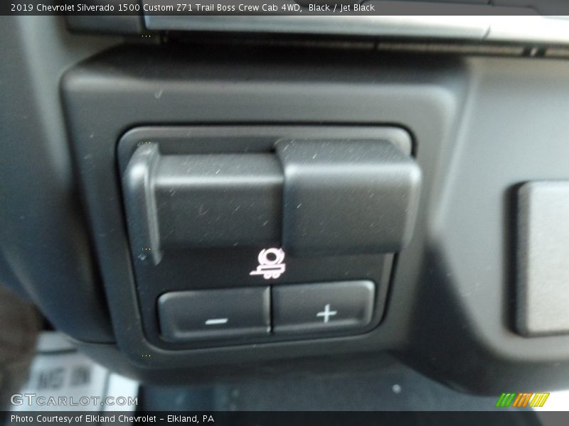 Black / Jet Black 2019 Chevrolet Silverado 1500 Custom Z71 Trail Boss Crew Cab 4WD