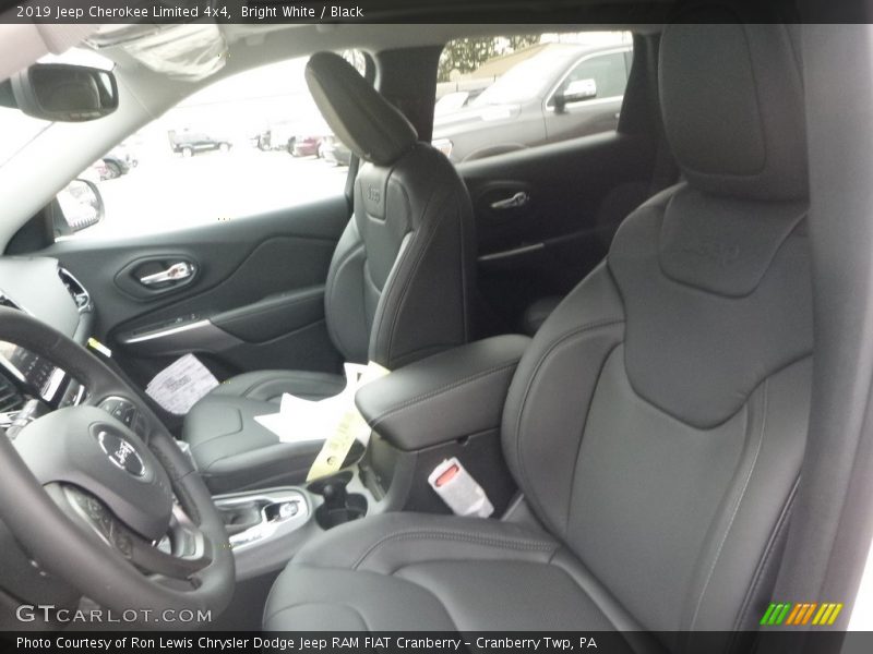 Bright White / Black 2019 Jeep Cherokee Limited 4x4