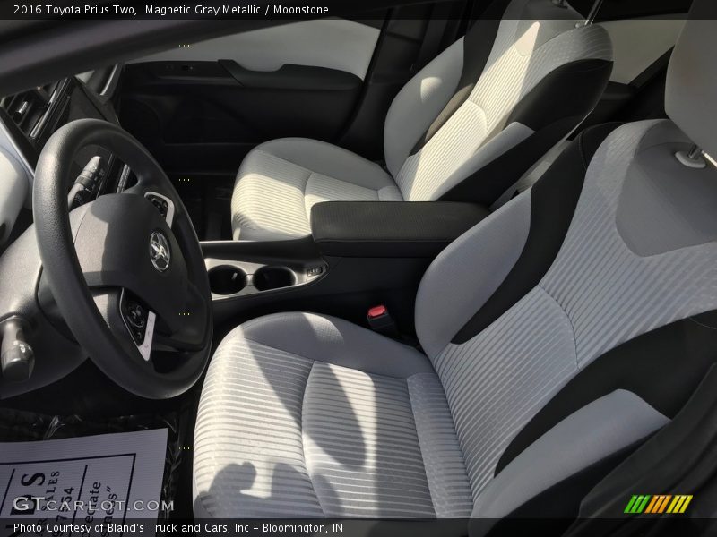 Magnetic Gray Metallic / Moonstone 2016 Toyota Prius Two