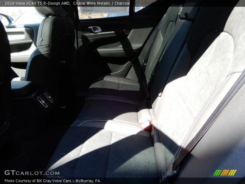 Crystal White Metallic / Charcoal 2019 Volvo XC40 T5 R-Design AWD