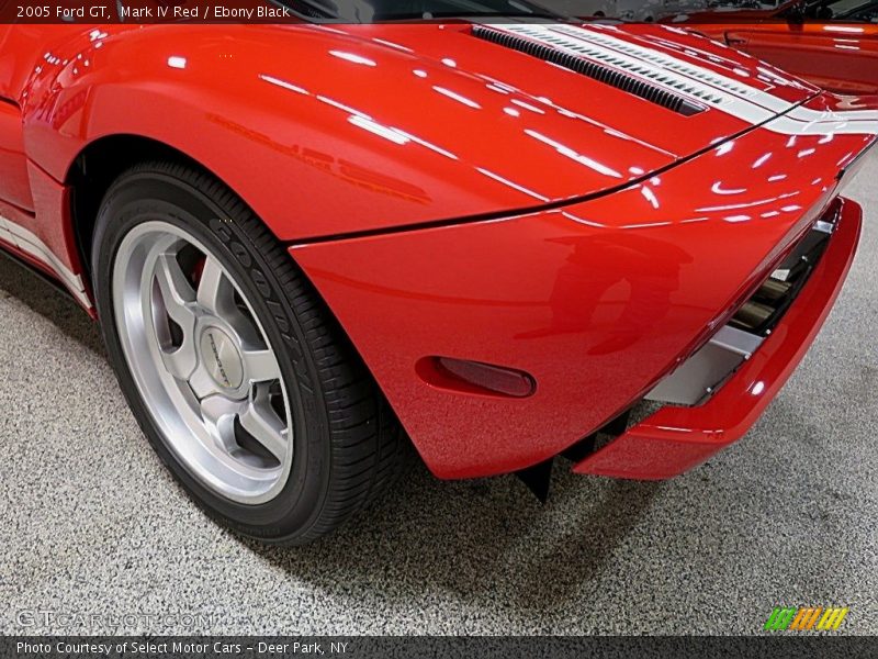 Mark IV Red / Ebony Black 2005 Ford GT