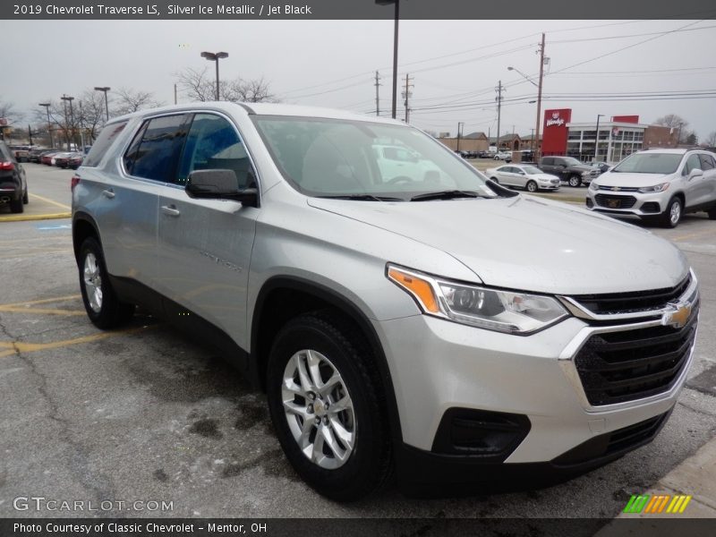 Silver Ice Metallic / Jet Black 2019 Chevrolet Traverse LS