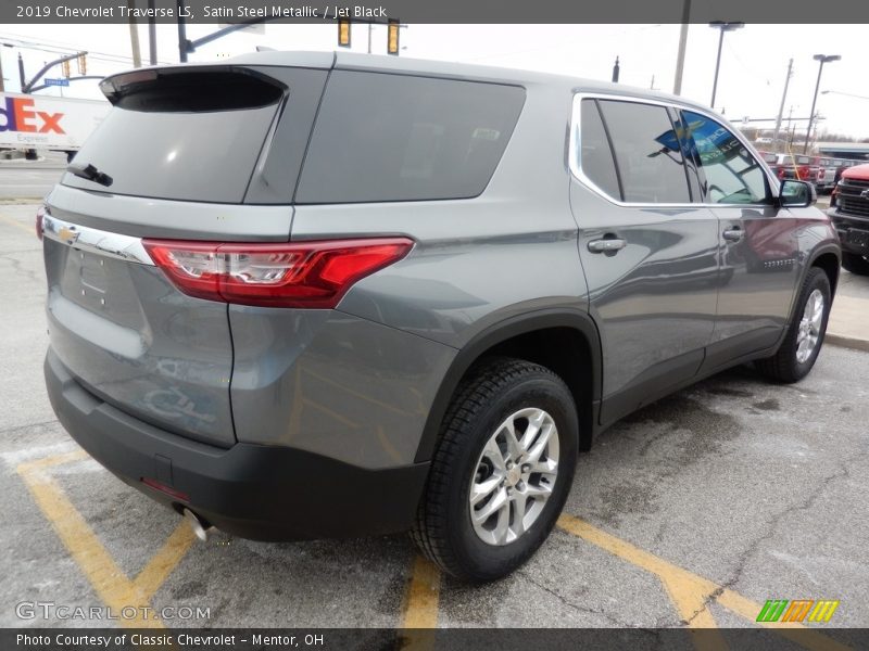 Satin Steel Metallic / Jet Black 2019 Chevrolet Traverse LS