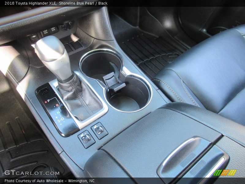 Shoreline Blue Pearl / Black 2018 Toyota Highlander XLE